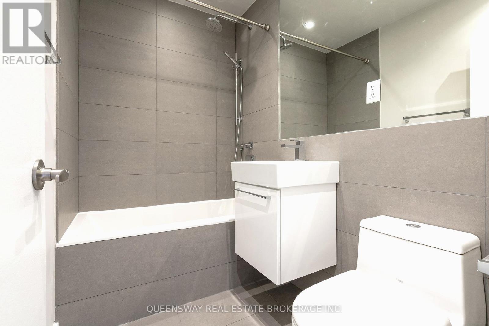 205 - 265 Russell Hill Road, Toronto, Ontario  M4V 2T3 - Photo 12 - C12136006