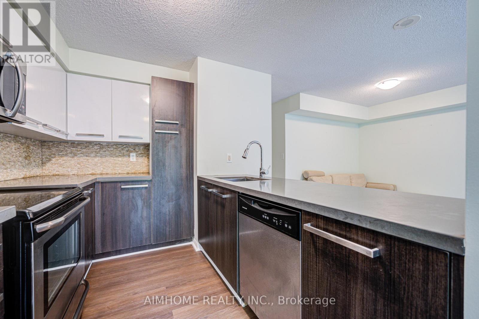 306 - 11 St. Joseph Street, Toronto, Ontario  M4Y 3G4 - Photo 14 - C12136011