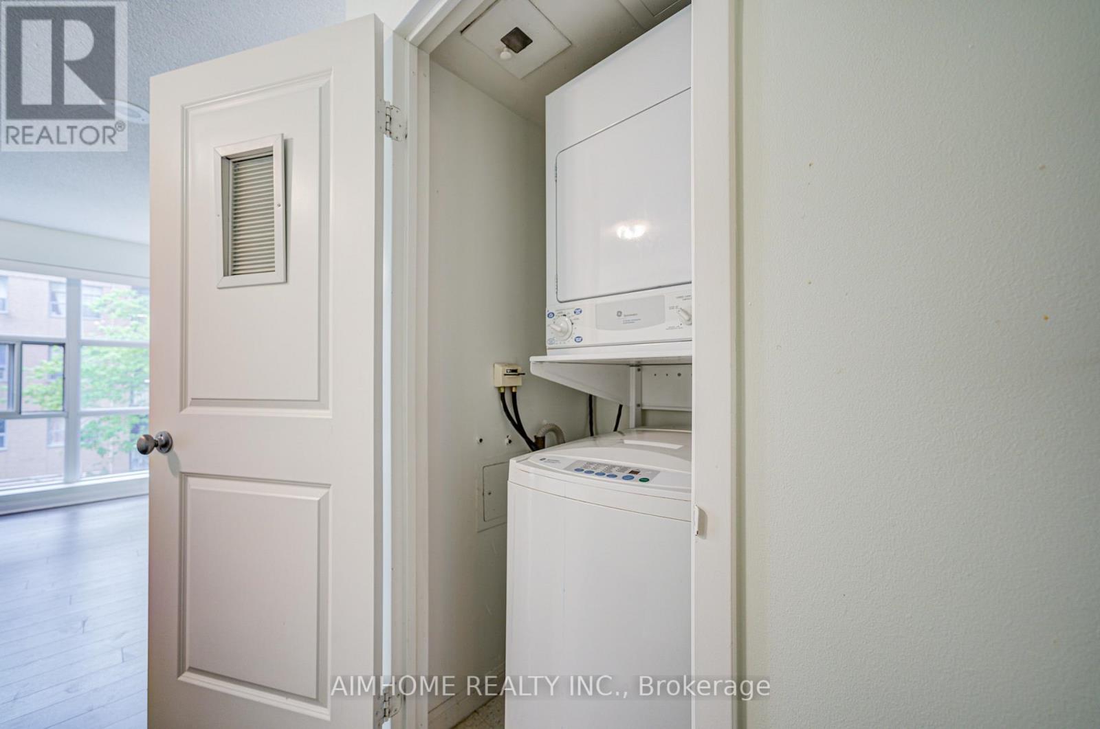 306 - 11 St. Joseph Street, Toronto, Ontario  M4Y 3G4 - Photo 17 - C12136011