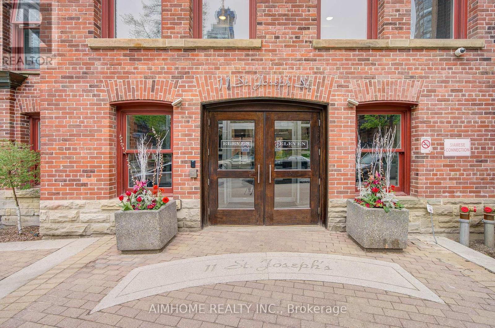 306 - 11 St. Joseph Street, Toronto, Ontario  M4Y 3G4 - Photo 3 - C12136011