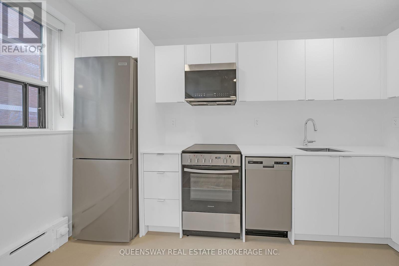 202 - 263 Russell Hill Road, Toronto, Ontario  M4V 2T4 - Photo 4 - C12136020