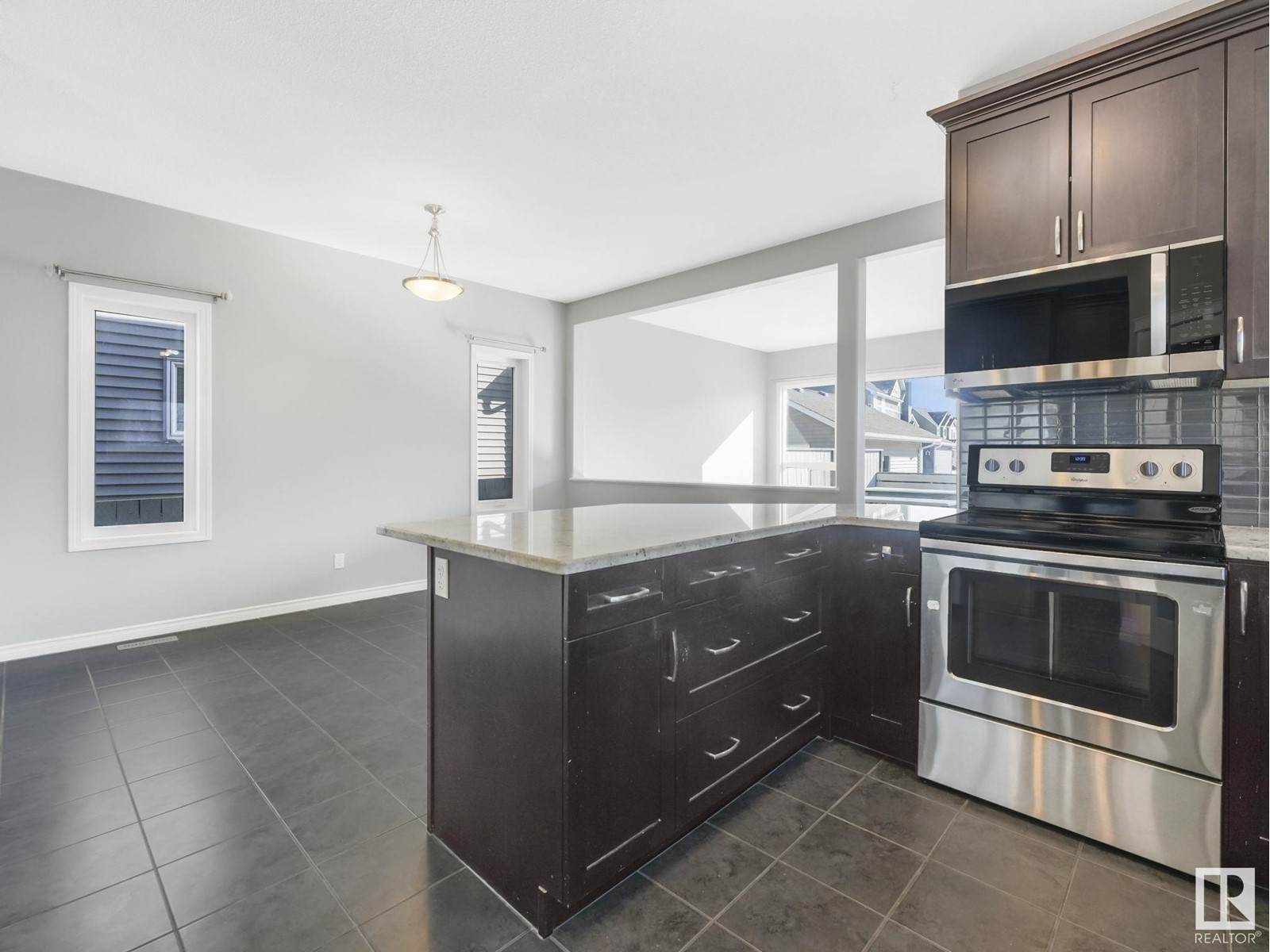7043 22 Av Sw, Edmonton, Alberta  T6X 0T8 - Photo 12 - E4435397