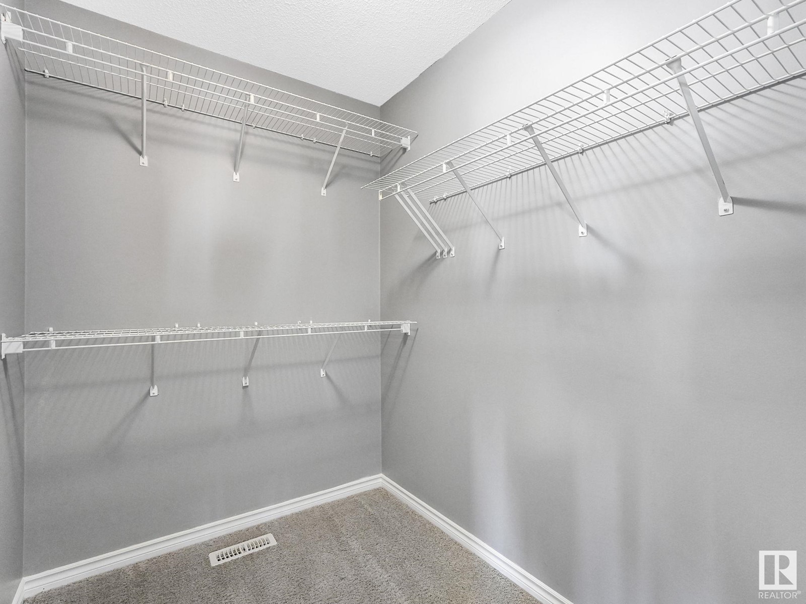 7043 22 Av Sw, Edmonton, Alberta  T6X 0T8 - Photo 35 - E4435397
