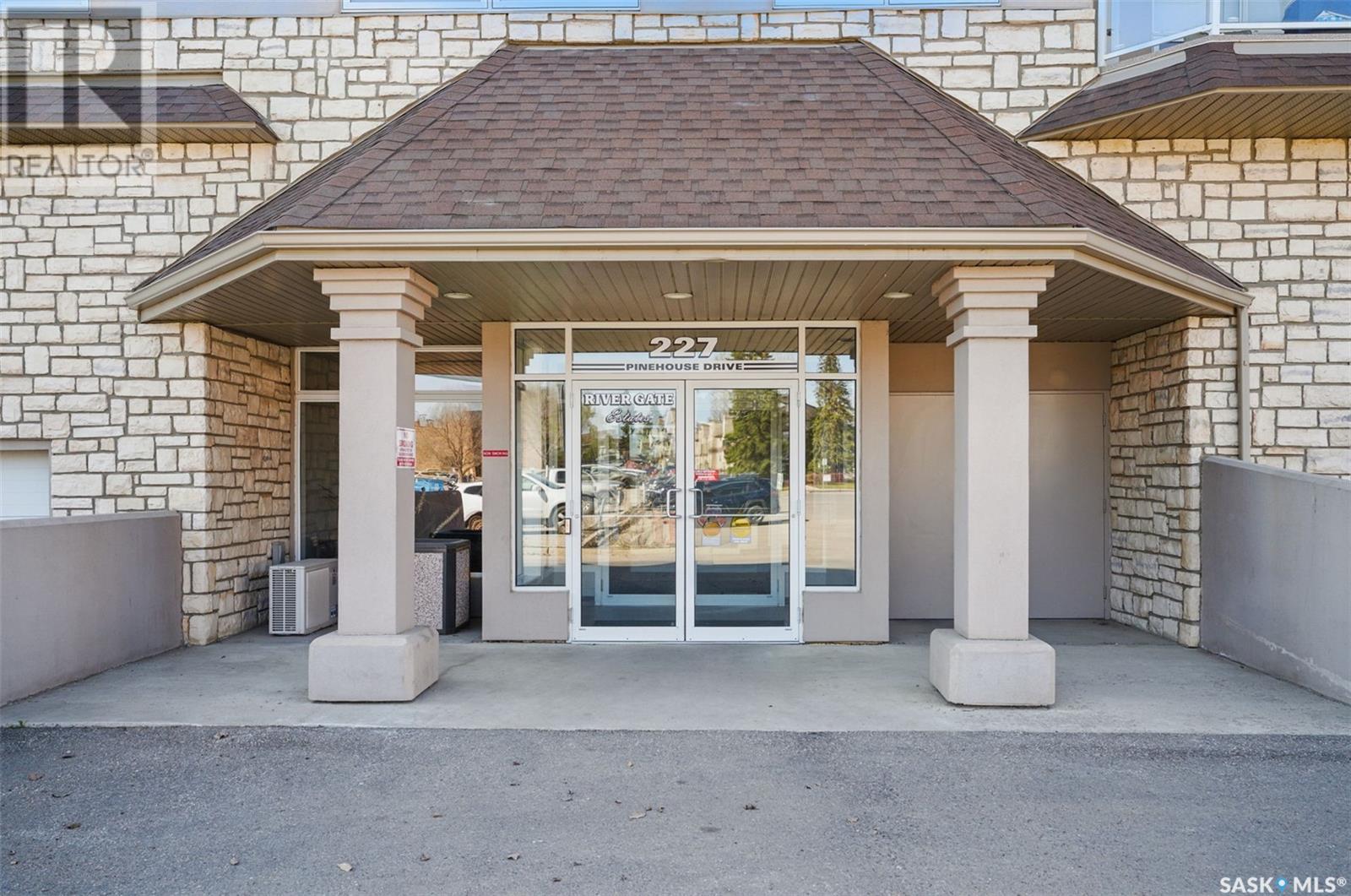 Property at 202 227 Pinehouse DRIVE image 4