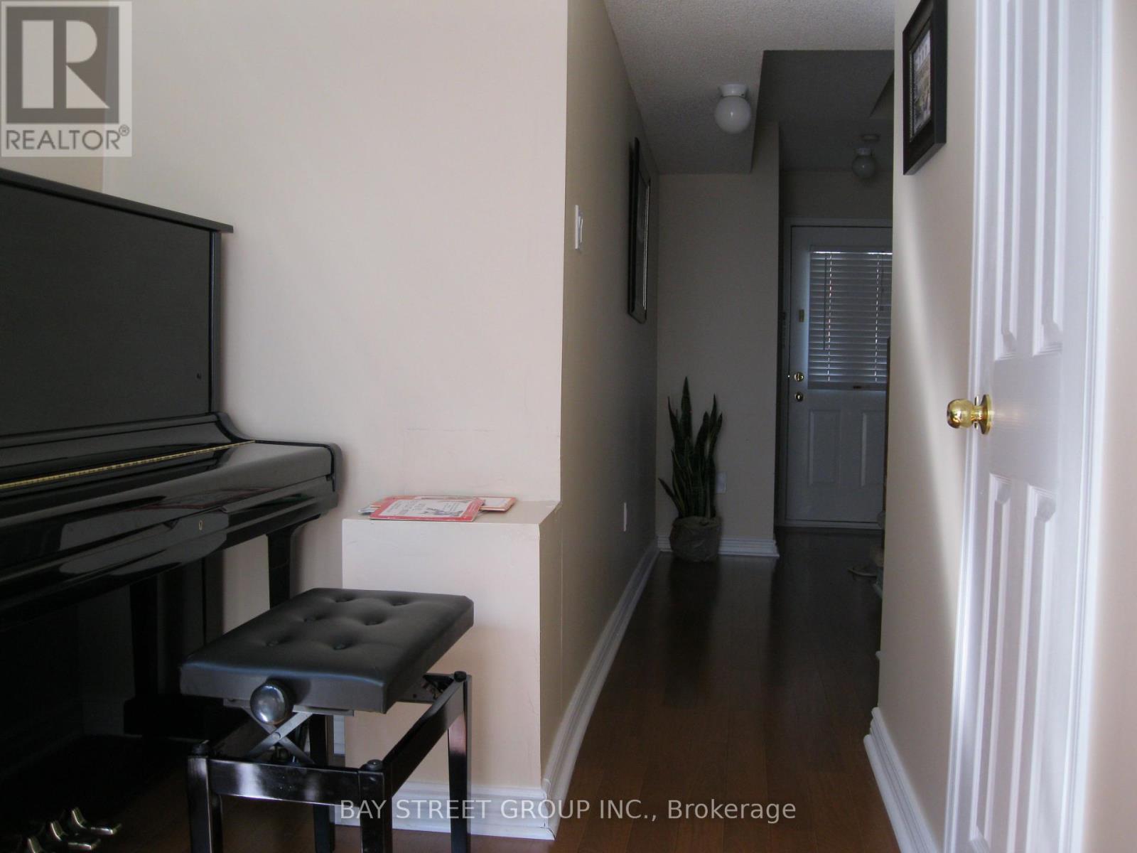 51 - 2300 Brays Lane, Oakville, Ontario  L6M 3J9 - Photo 2 - W12135980