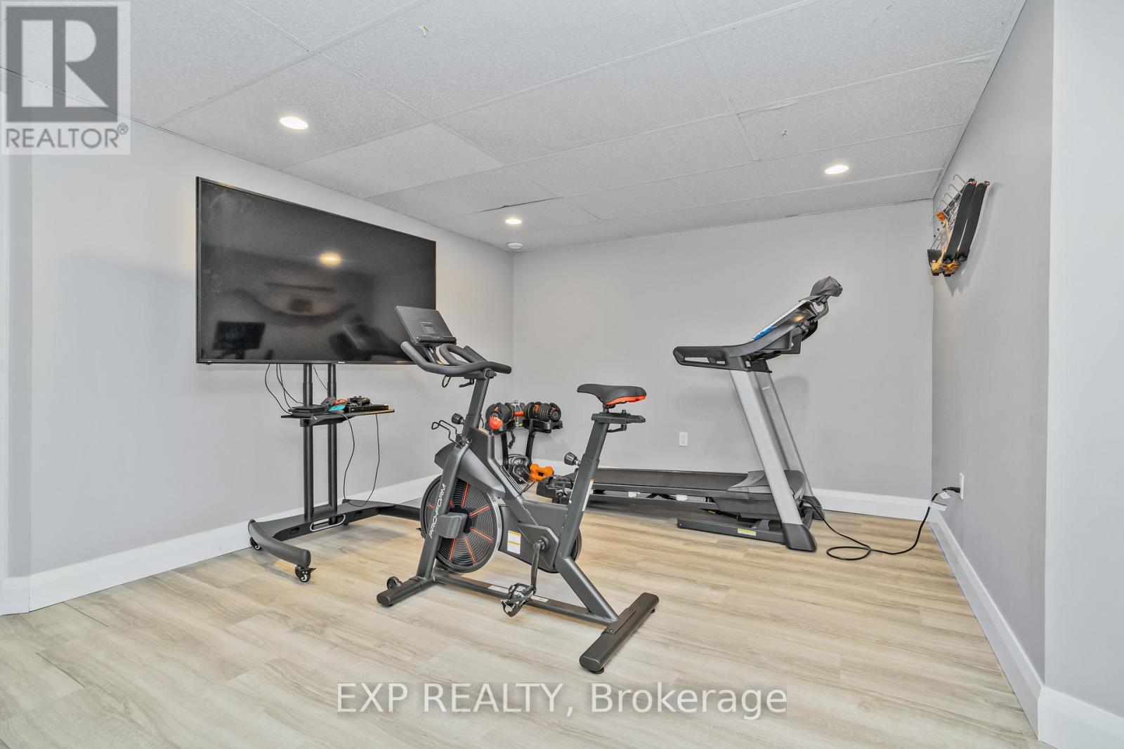 15 Manchester Street, Ottawa, Ontario  K2S 0R8 - Photo 29 - X12136067