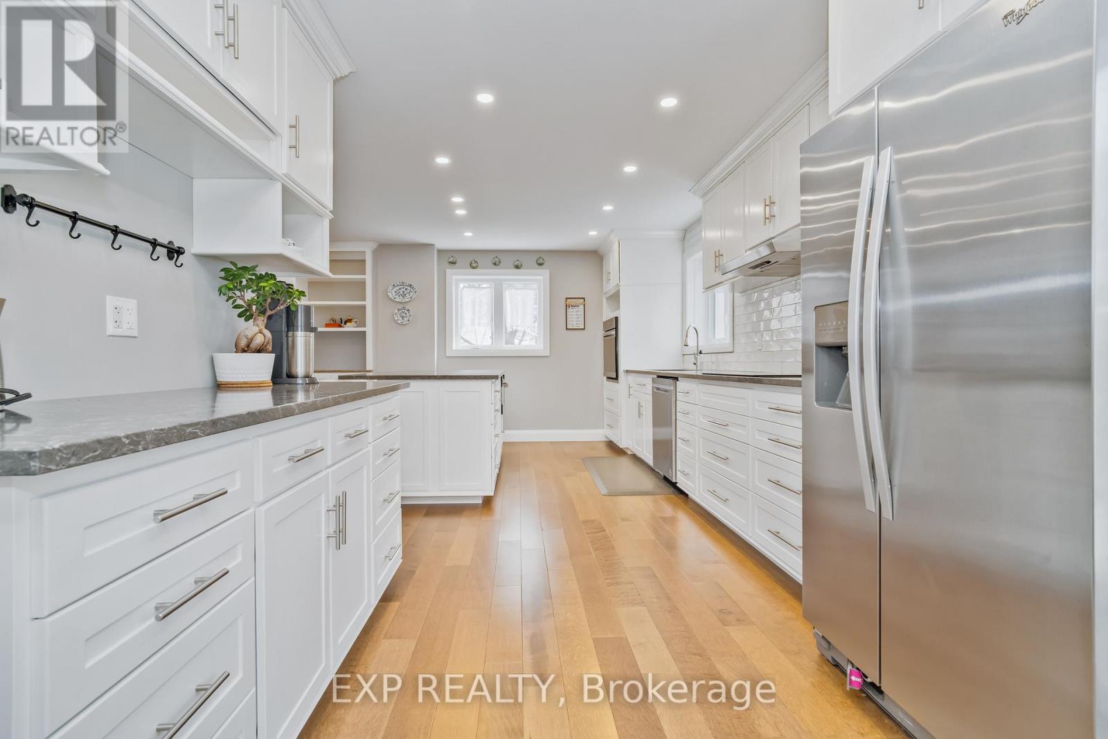 Property at 15 MANCHESTER STREET image 5