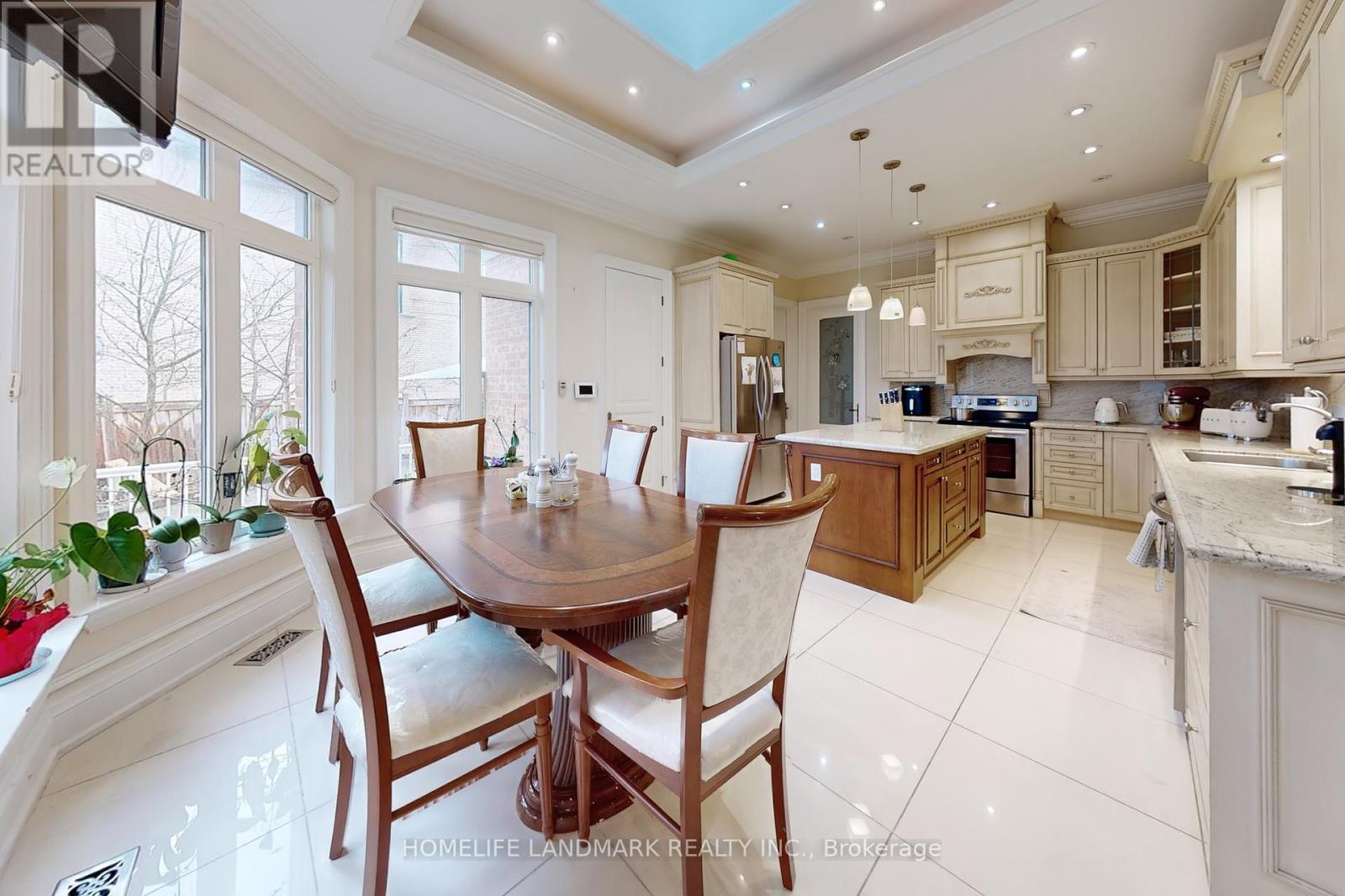 5 Long Hill Drive, Richmond Hill (Jefferson), Ontario  L4E 3M5 - Photo 21 - N12136042