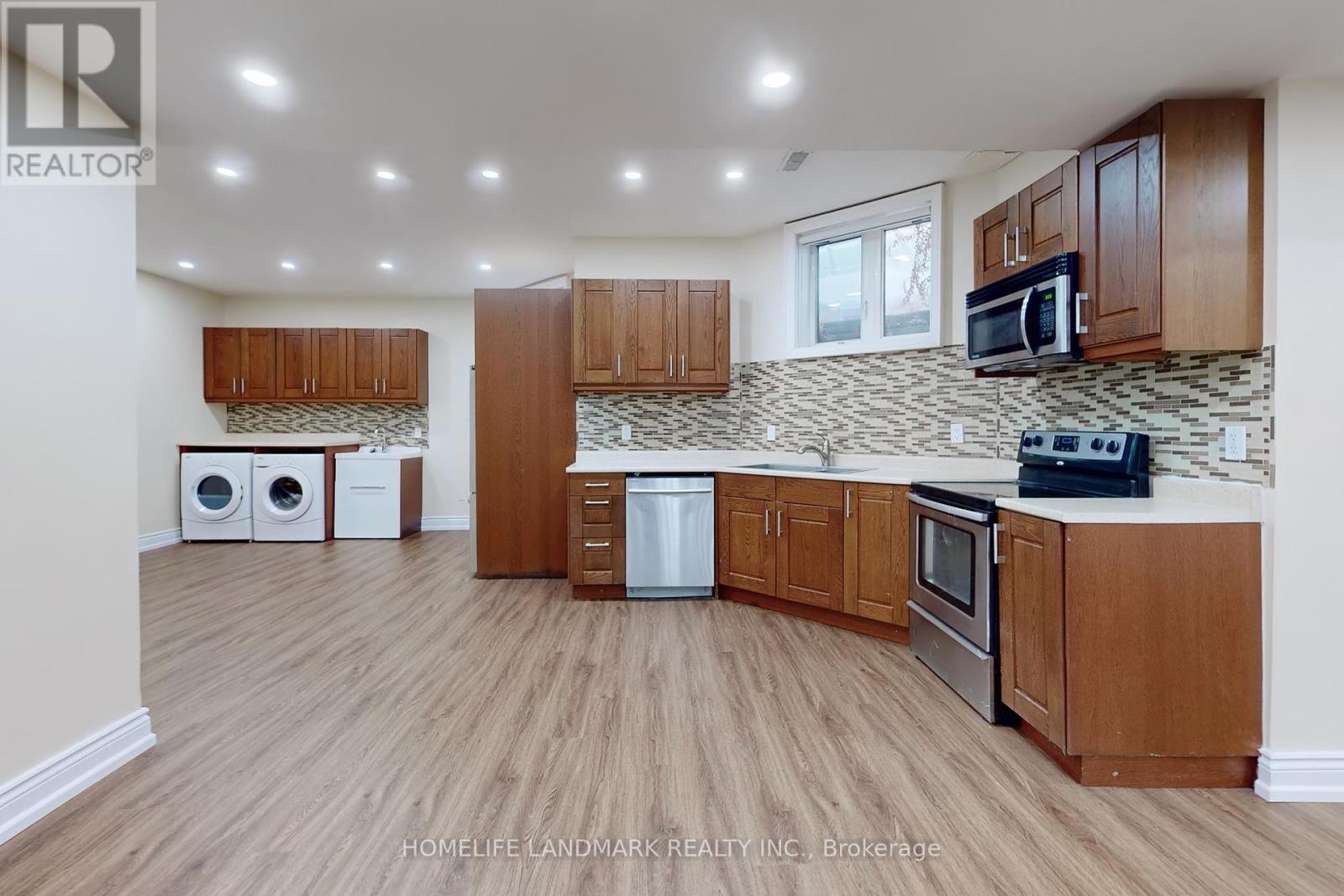 5 Long Hill Drive, Richmond Hill (Jefferson), Ontario  L4E 3M5 - Photo 41 - N12136042