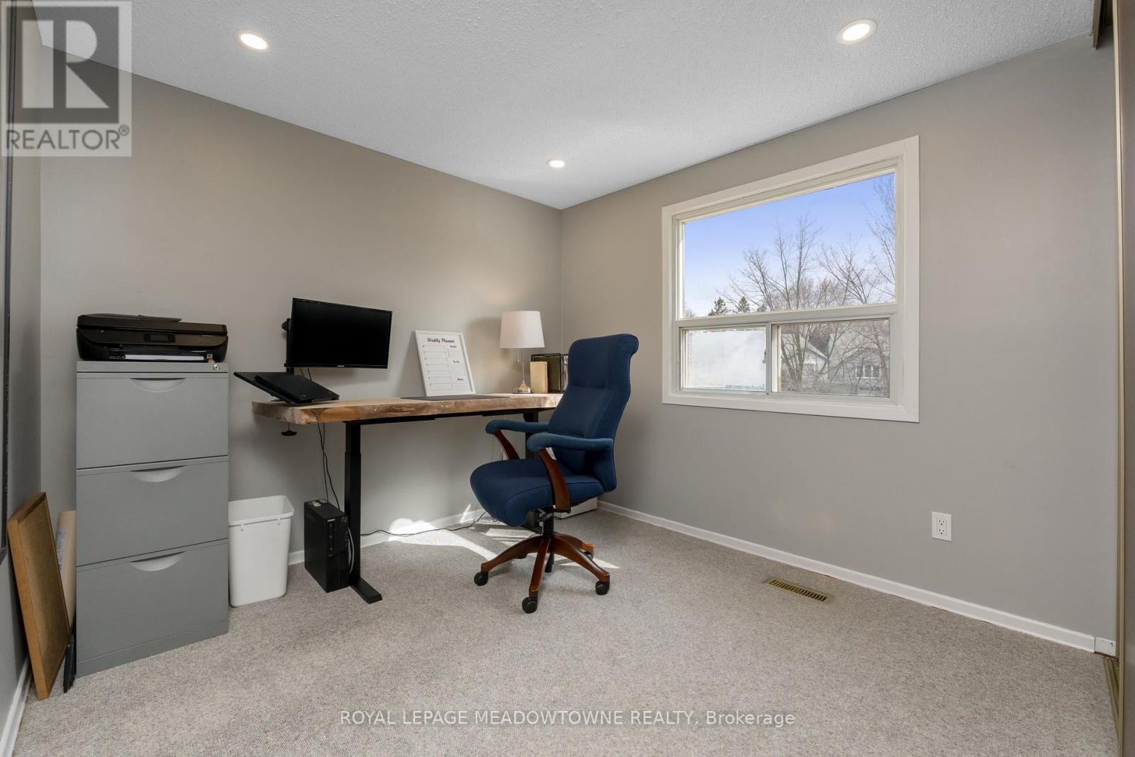 26 Monterey Avenue, Brampton, Ontario  L6Z 1B5 - Photo 14 - W12136060
