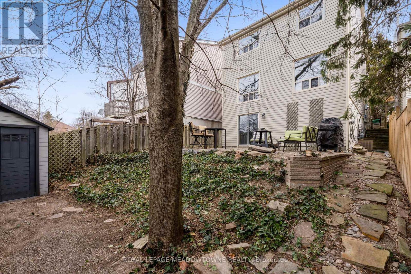 26 Monterey Avenue, Brampton, Ontario  L6Z 1B5 - Photo 22 - W12136060
