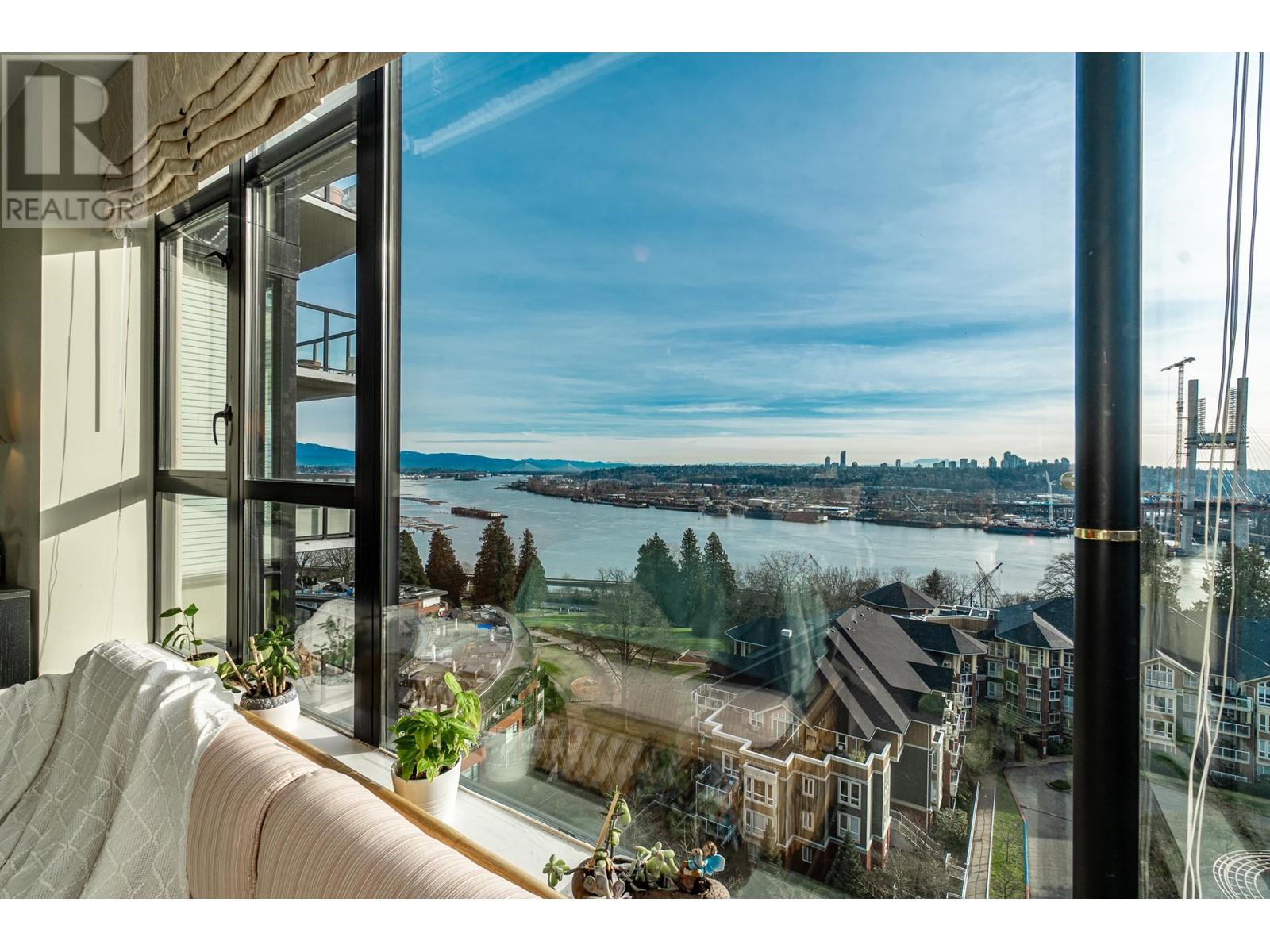 Listing Picture 11 of 27 : 1202 15 E ROYAL AVENUE, New Westminster / 新西敏 - 魯藝地產 Yvonne Lu Group - MLS Medallion Club Member