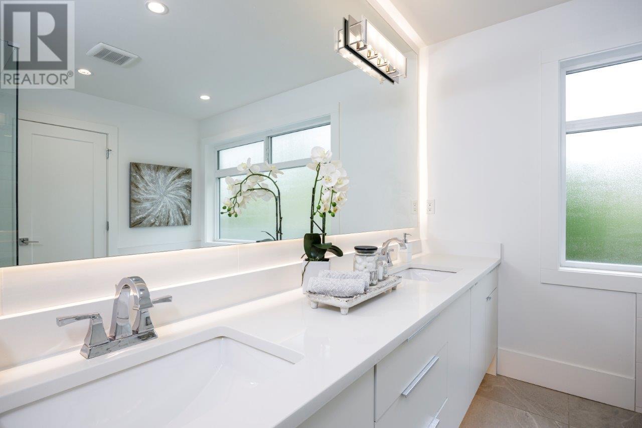 1192 CROFT ROAD, North Vancouver real estate listing R3000440 for sale