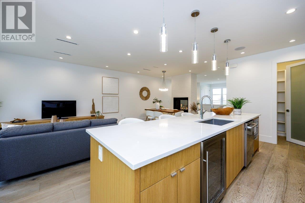 1192 CROFT ROAD, North Vancouver real estate listing R3000440 for sale