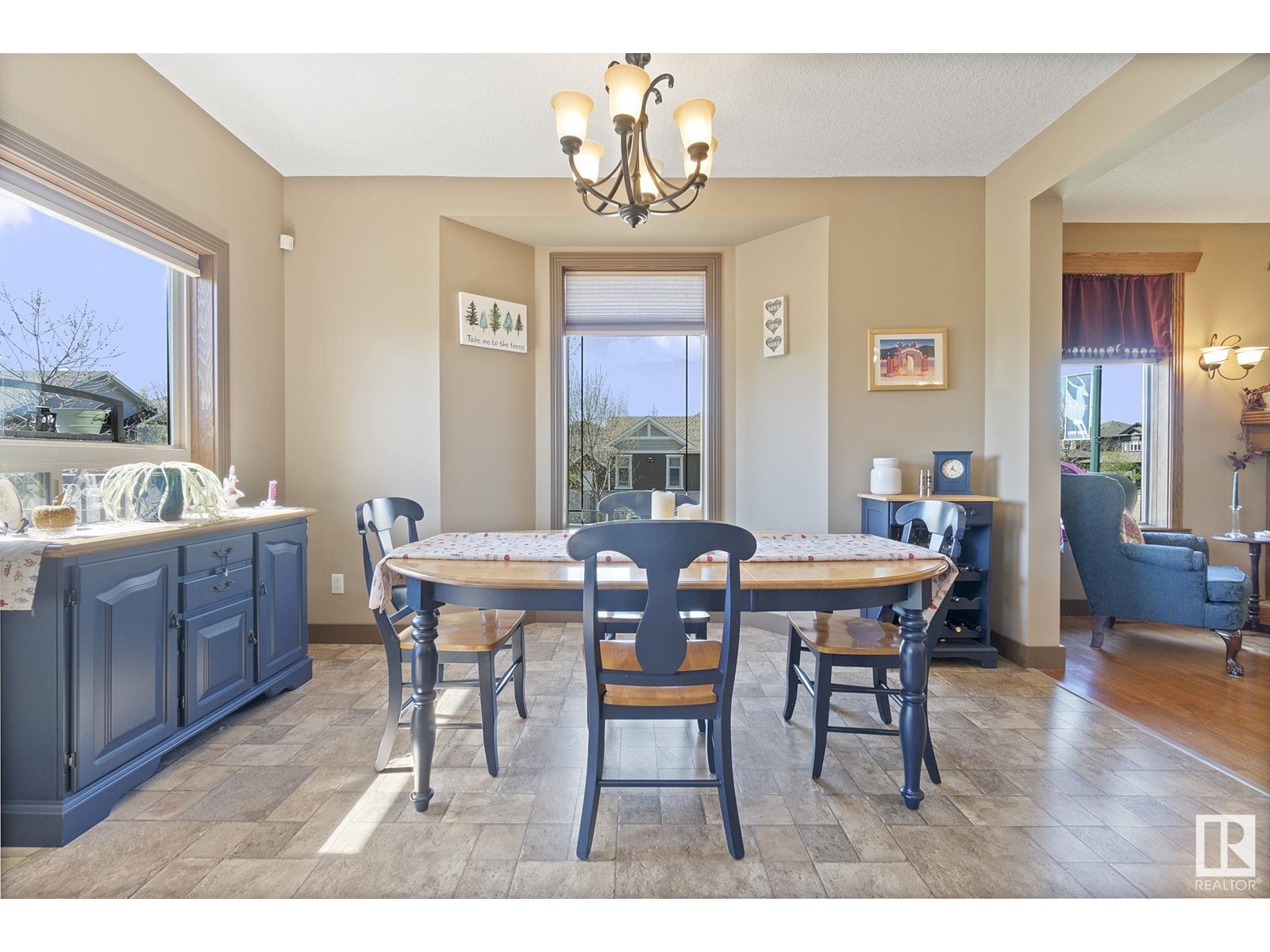 Property at 1 DILLWORTH CR image 1