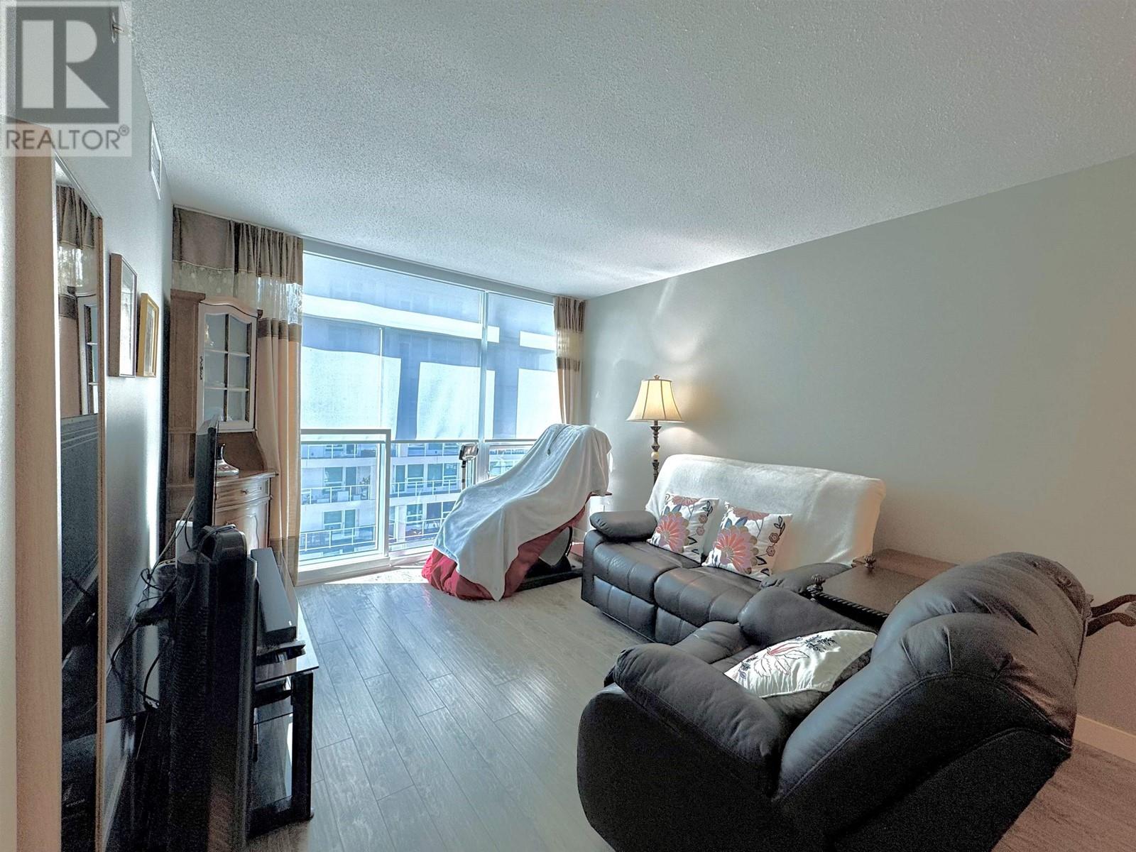 859 6288 No. 3 Road, Richmond, British Columbia  V6Y 0J4 - Photo 6 - R3000381