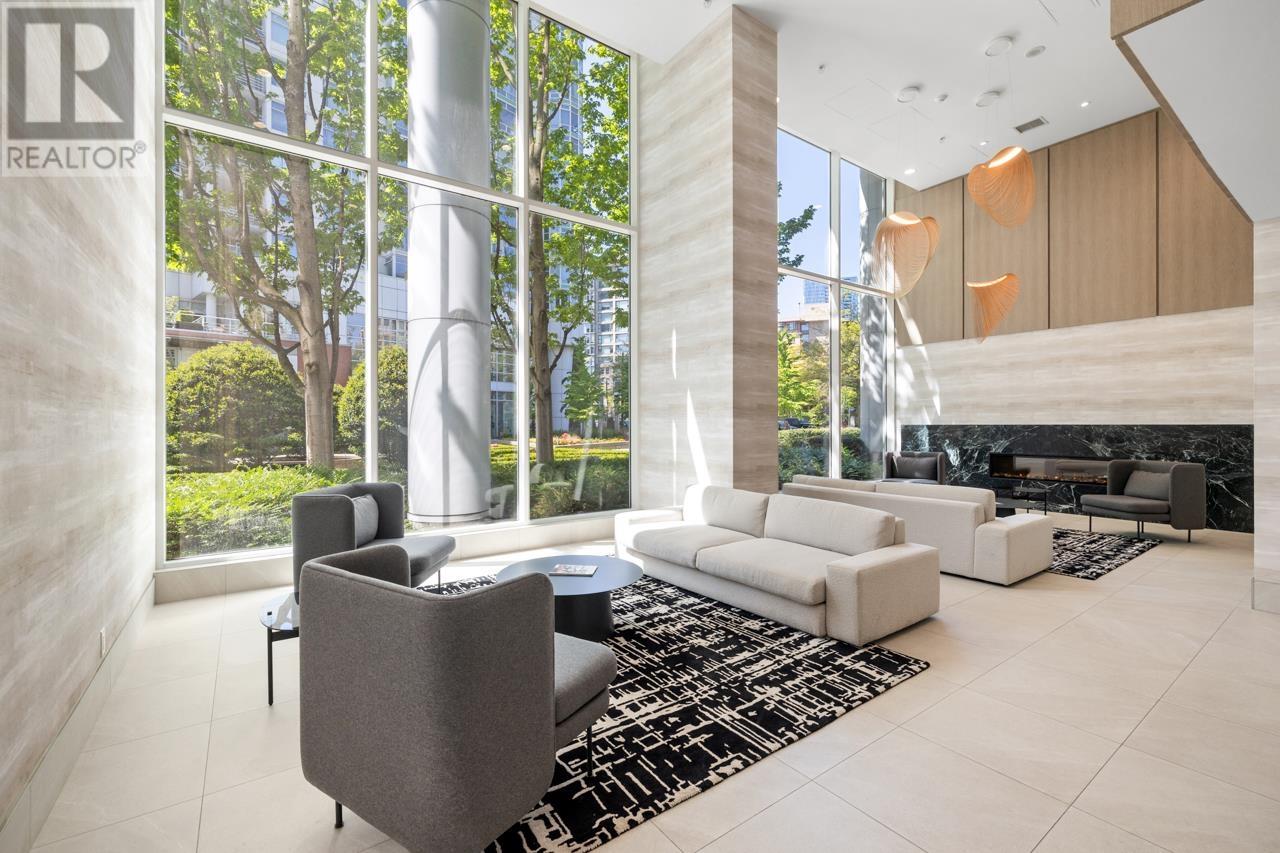 3001 193 Aquarius Mews, Vancouver, British Columbia  V6Z 2Z2 - Photo 2 - R3000337