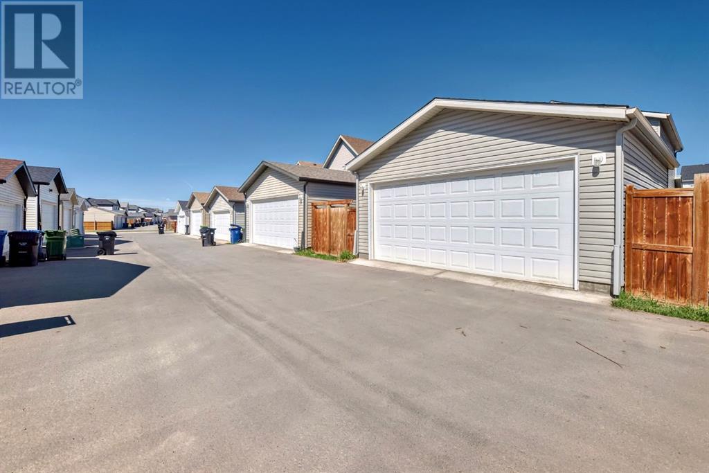 21 Copperpond Avenue Se, Calgary, Alberta  T2Z 5B5 - Photo 26 - A2216485