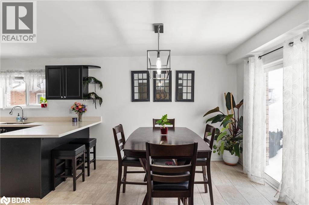 3173 Bass Lake Side Road E, Orillia, Ontario  L3V 7Y4 - Photo 9 - 40699209