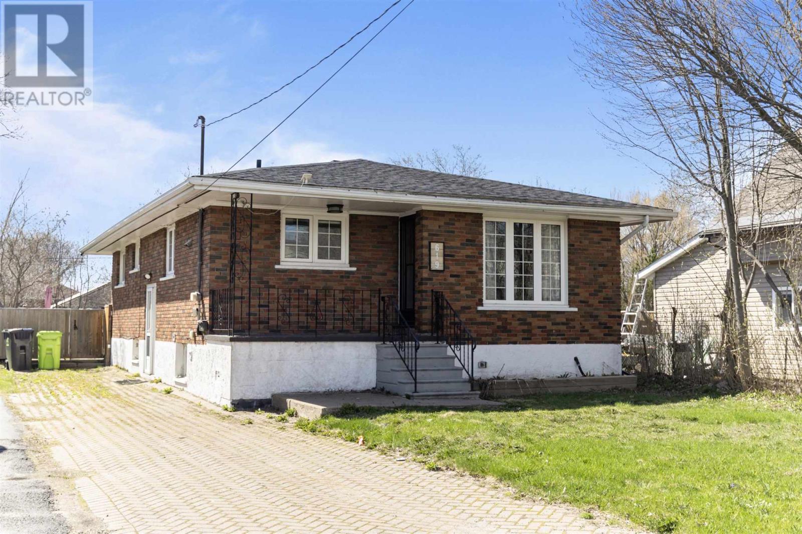 619 Wellington ST W, Sault Ste. Marie, Ontario