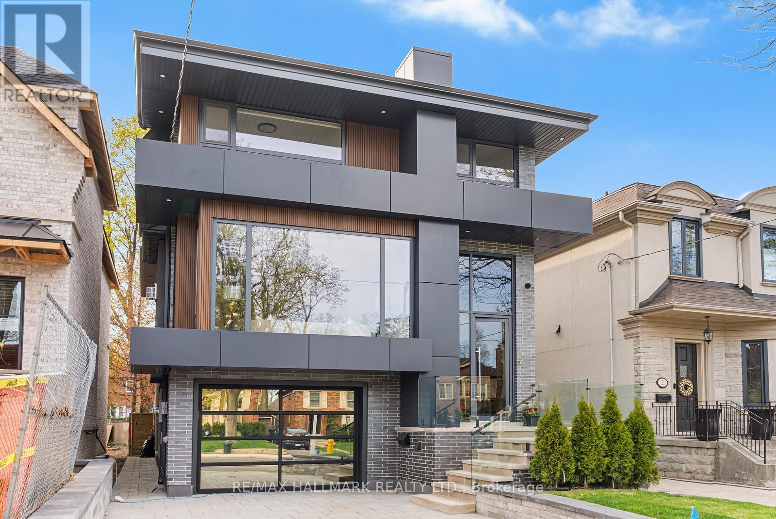 118 AIRDRIE ROAD, Toronto, Ontario