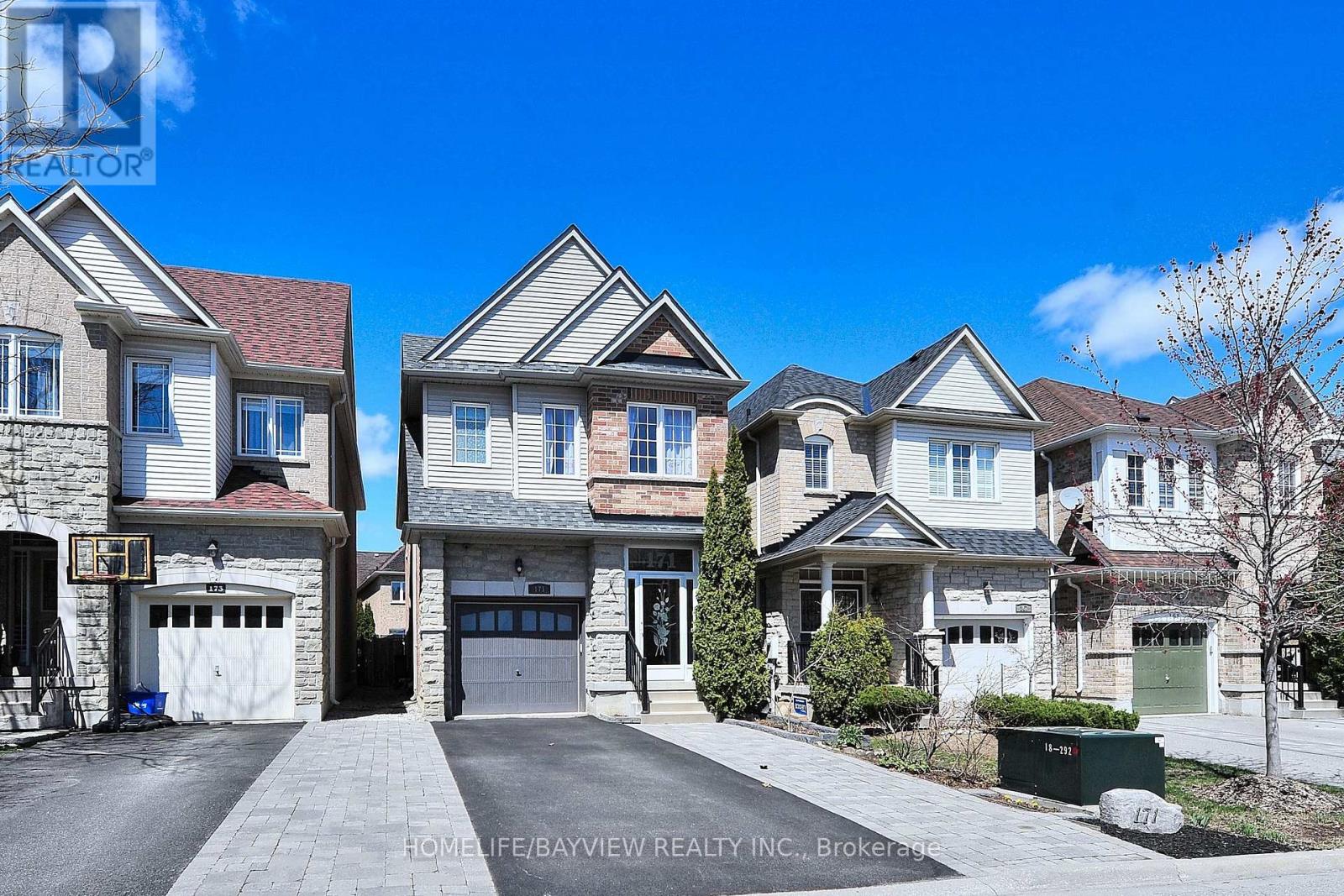 171 Carrier Crescent, Vaughan, Ontario  L6A 0T2 - Photo 2 - N12136077