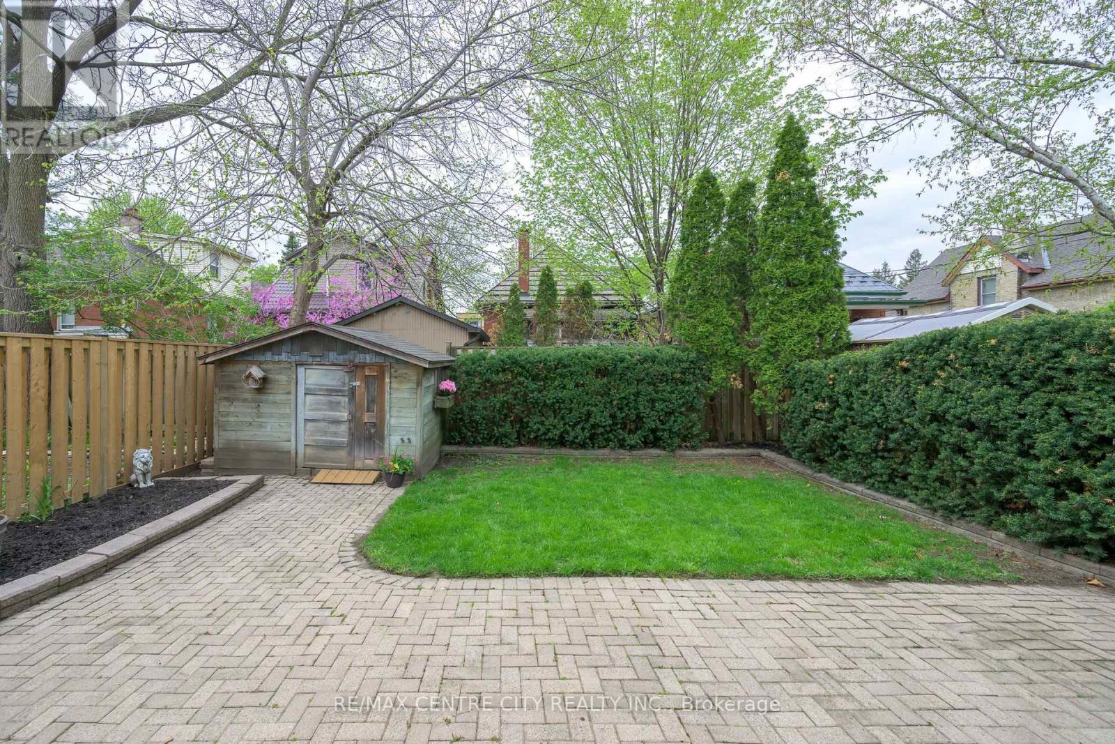 3 Gerrard Street, London South, Ontario  N6C 4C4 - Photo 10 - X12136117