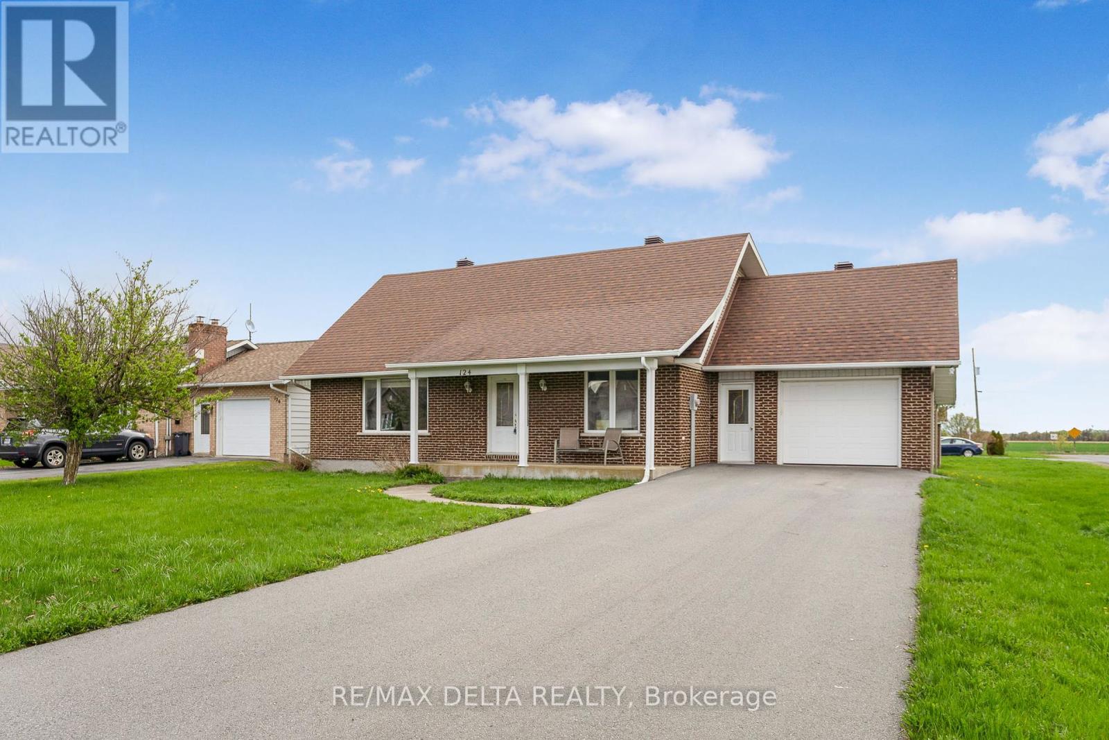 124 Caledonia Rd. Road, The Nation, Ontario  K0C 2B0 - Photo 2 - X12136154