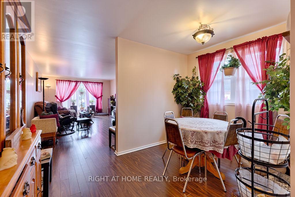 72 Kelly Street, Madawaska Valley, Ontario  K0J 1B0 - Photo 21 - X12109853