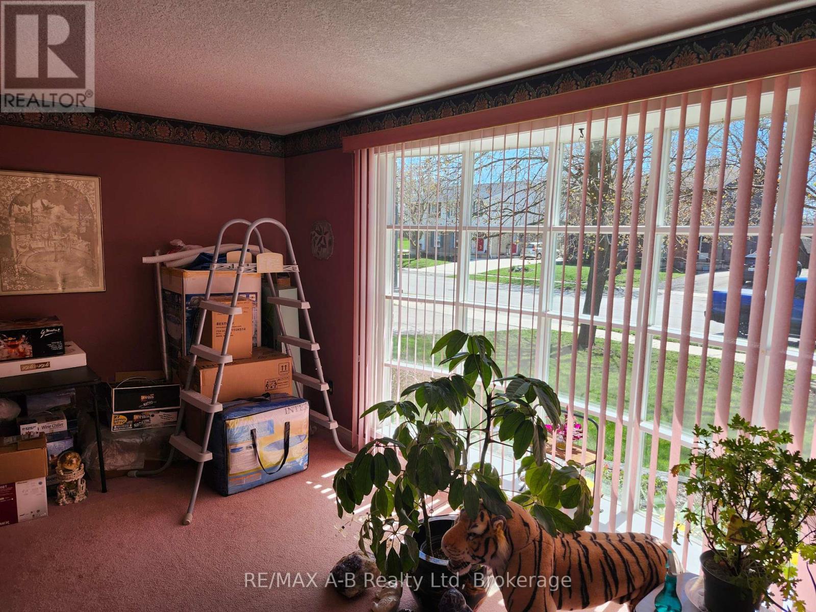 234 Patricia Road, Stratford, Ontario  N5A 7B4 - Photo 11 - X12136142