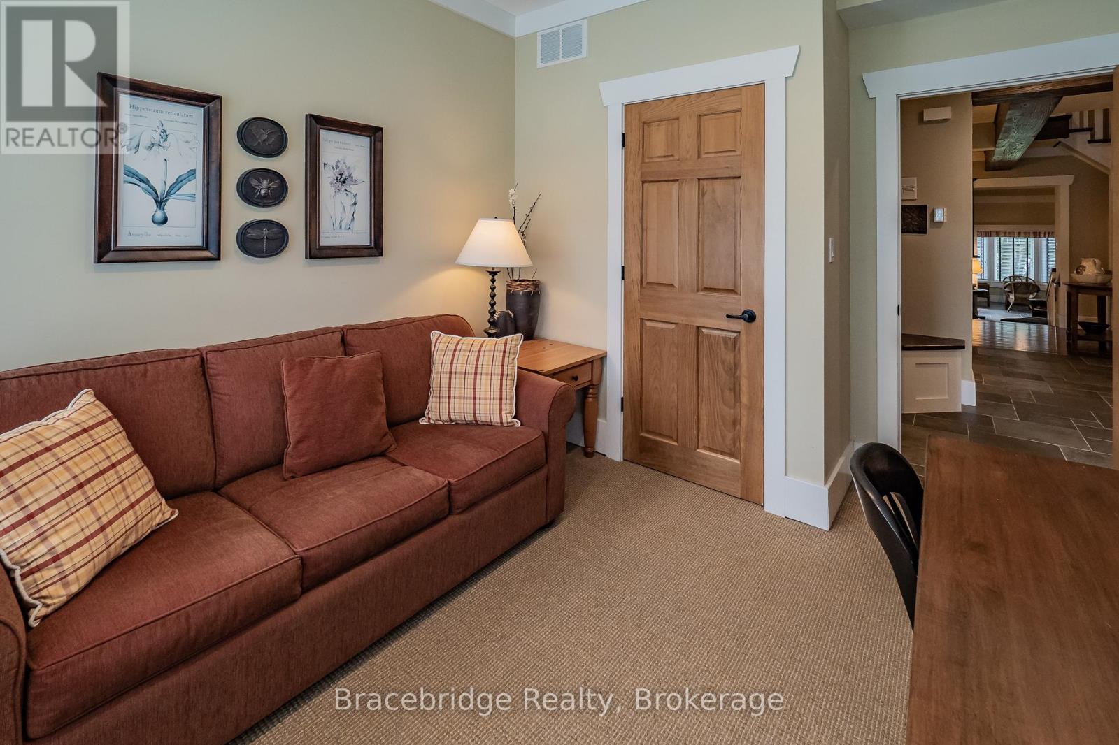 Villa W1 Or W10 - 1020 Birch Glen Road, Lake Of Bays, Ontario  P0B 1A0 - Photo 14 - X12136143