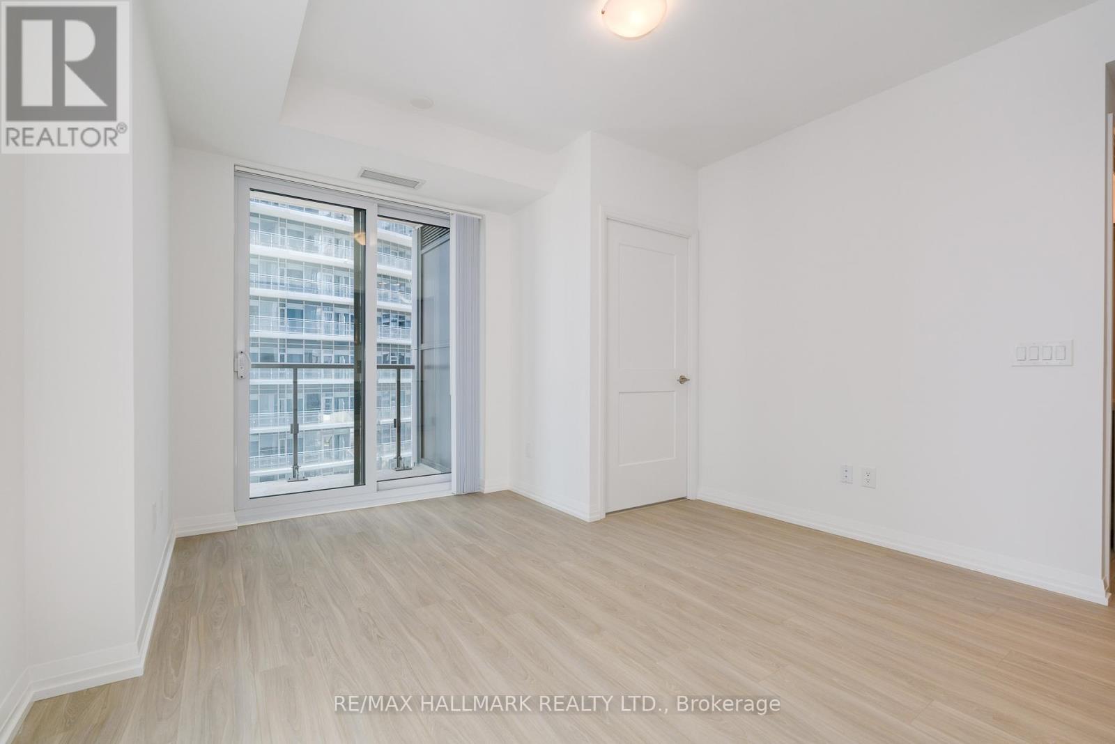 2905 - 8 Widmer Street, Toronto, Ontario  M5V 0W6 - Photo 12 - C12136082