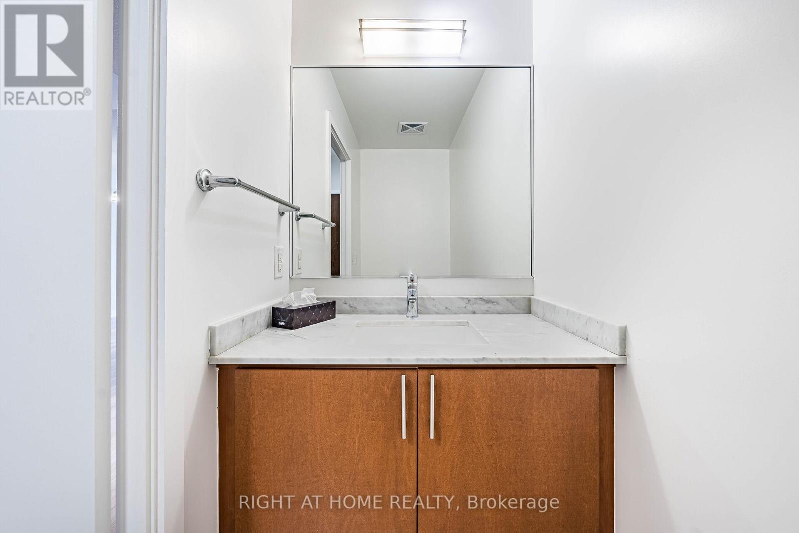 201 - 260 Sackville Street, Toronto, Ontario  M5A 0B3 - Photo 16 - C12136105
