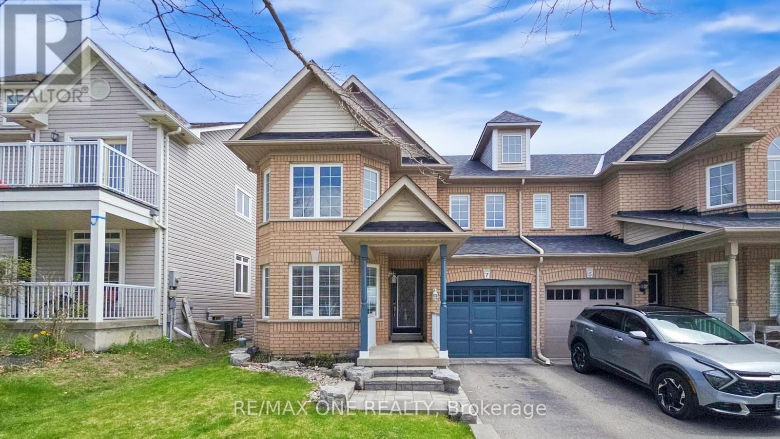 Property at 7 LAURENDALE AVENUE image 1