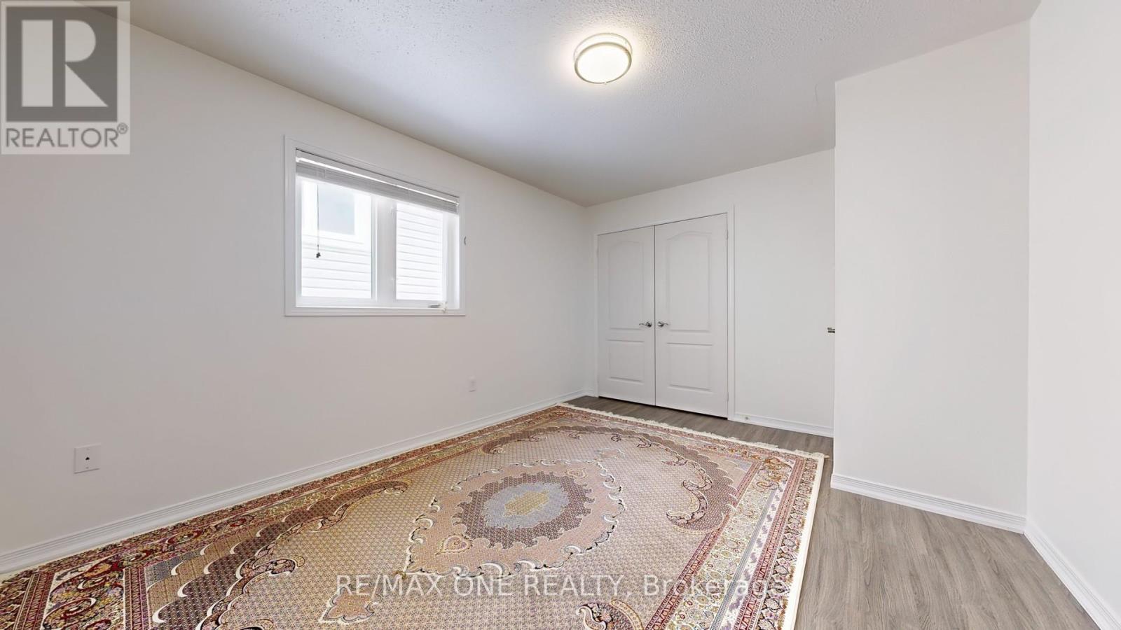 7 Laurendale Avenue, Georgina, Ontario  L4P 4A8 - Photo 28 - N12136092