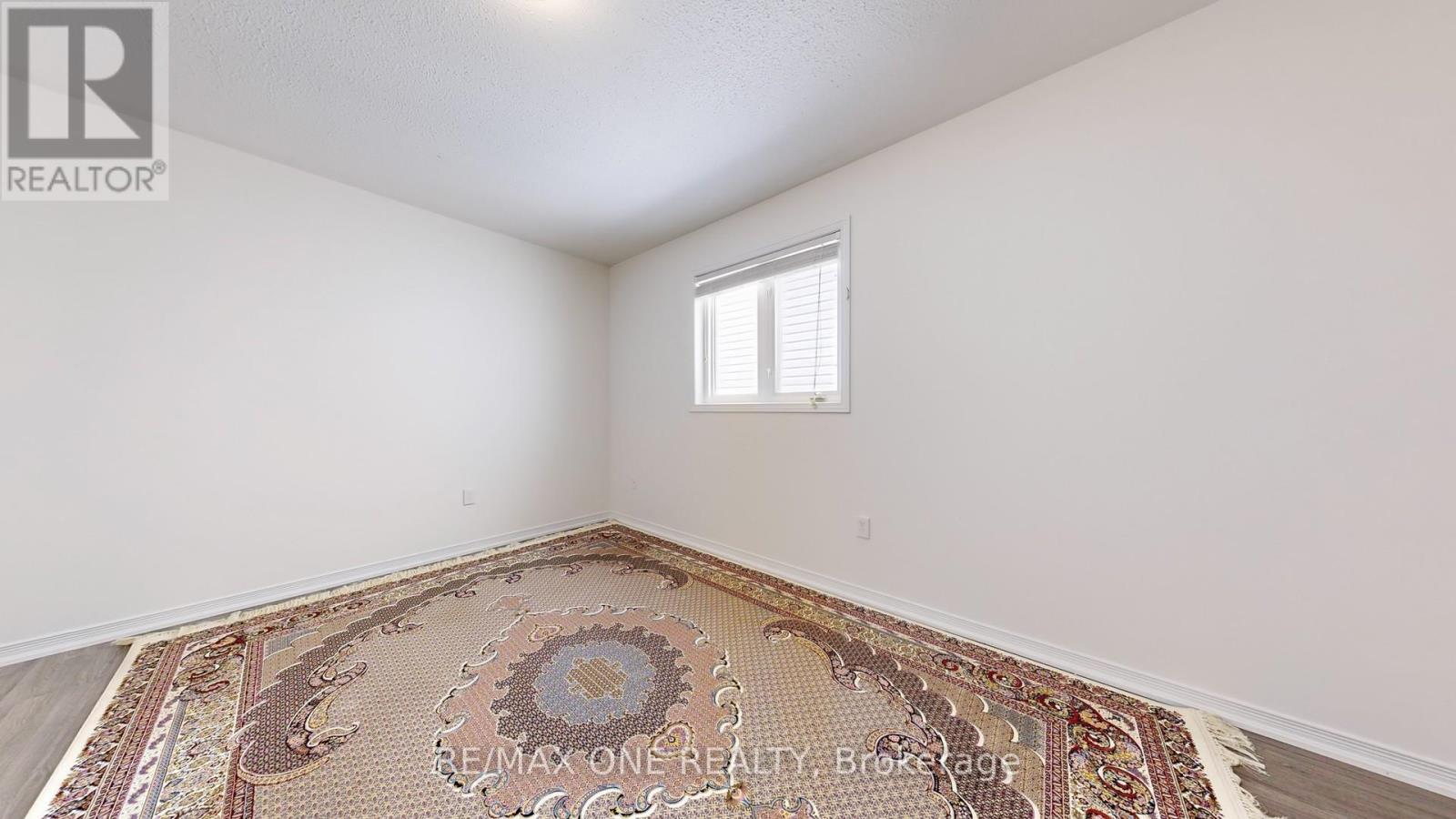7 Laurendale Avenue, Georgina (Keswick South), Ontario  L4P 4A8 - Photo 29 - N12136092