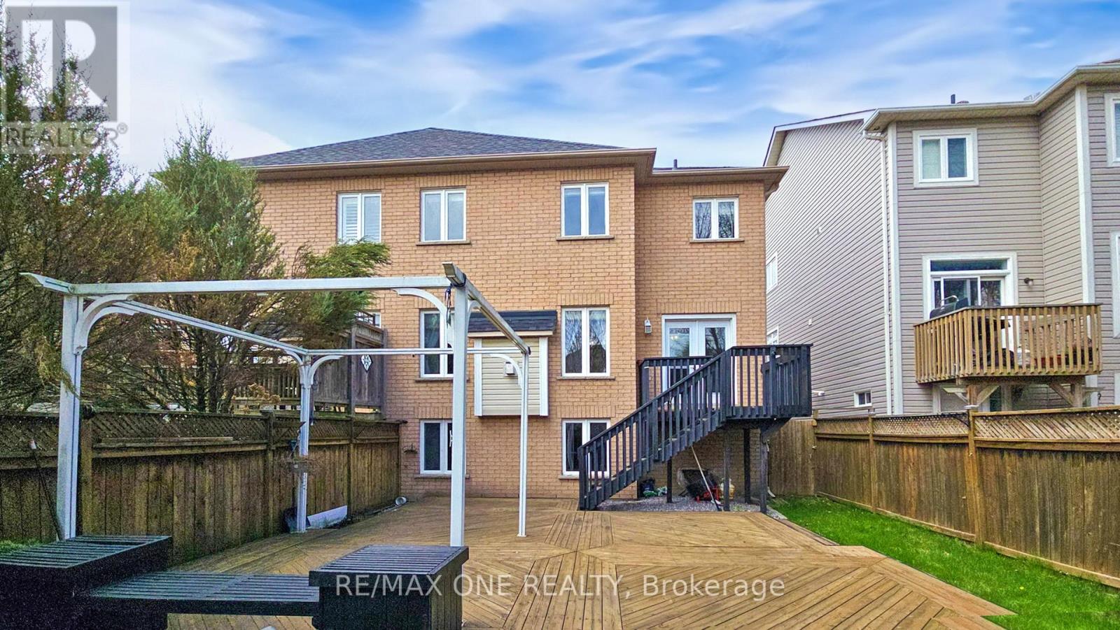 7 Laurendale Avenue, Georgina (Keswick South), Ontario  L4P 4A8 - Photo 39 - N12136092