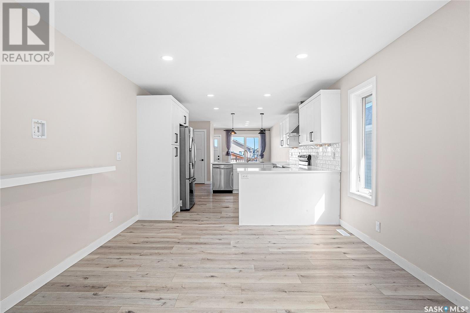 Property at 442 Bentley COURT image 4