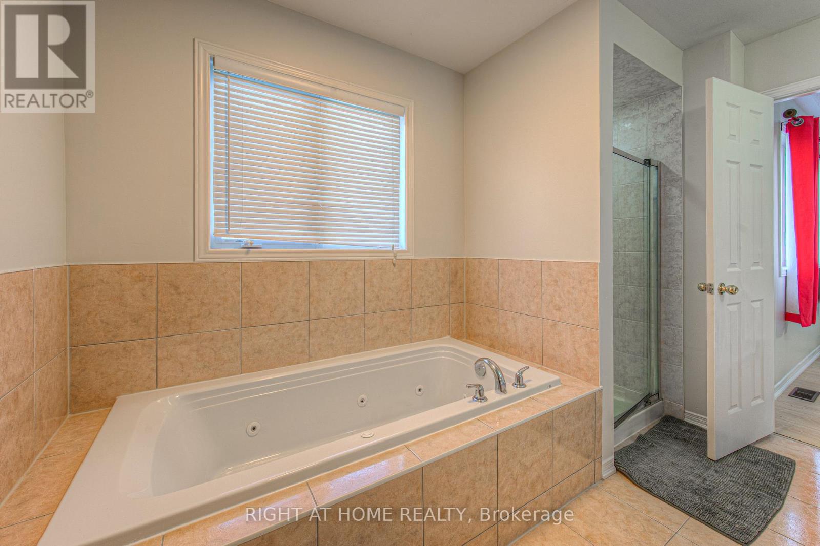 131 Lavery Heights, Milton, Ontario  L9T 0V4 - Photo 24 - W12136112