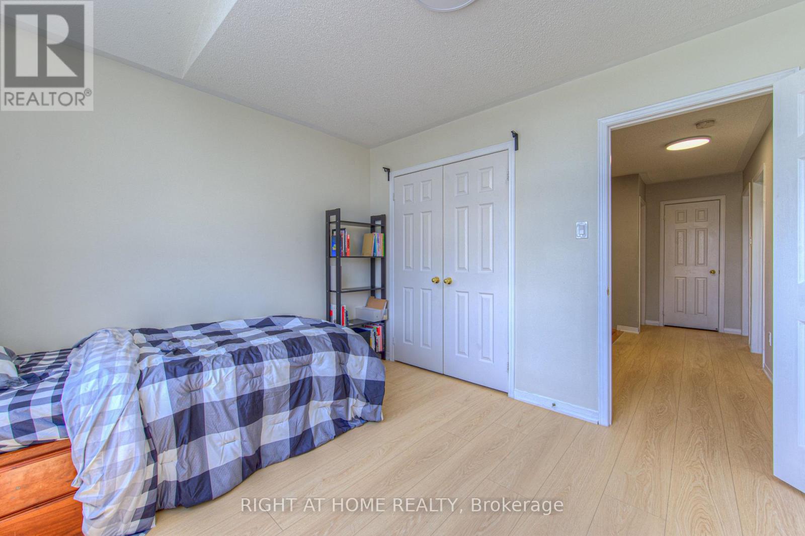 131 Lavery Heights, Milton, Ontario  L9T 0V4 - Photo 27 - W12136112