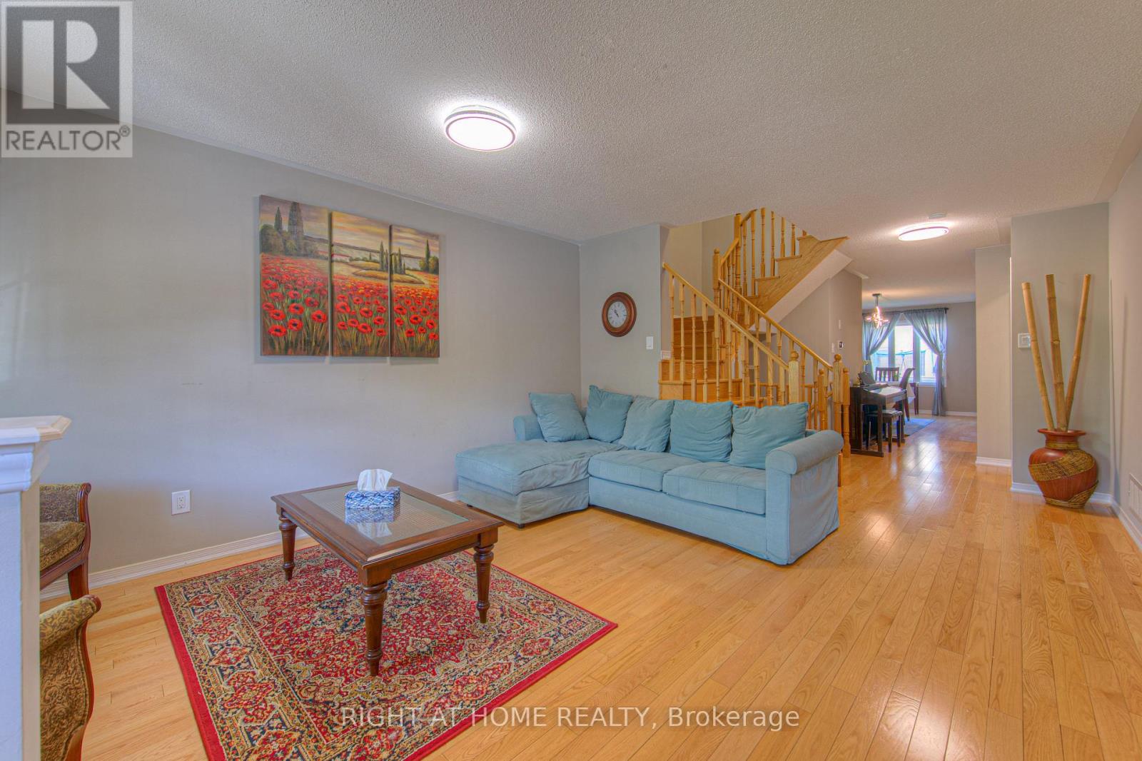 131 Lavery Heights, Milton, Ontario  L9T 0V4 - Photo 8 - W12136112