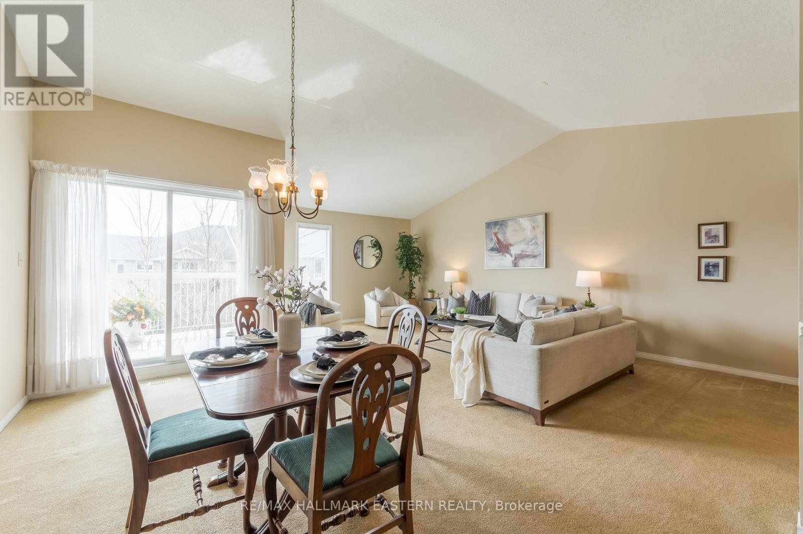 301c - 1099 Clonsilla Avenue, Peterborough West, Ontario  K9J 8L7 - Photo 19 - X12094785