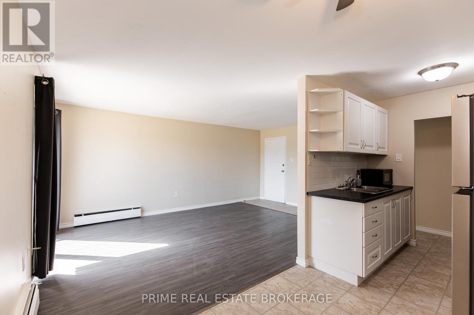 201 - 1825 Whitney Street, London East, Ontario  N5W 2W3 - Photo 8 - X12136165