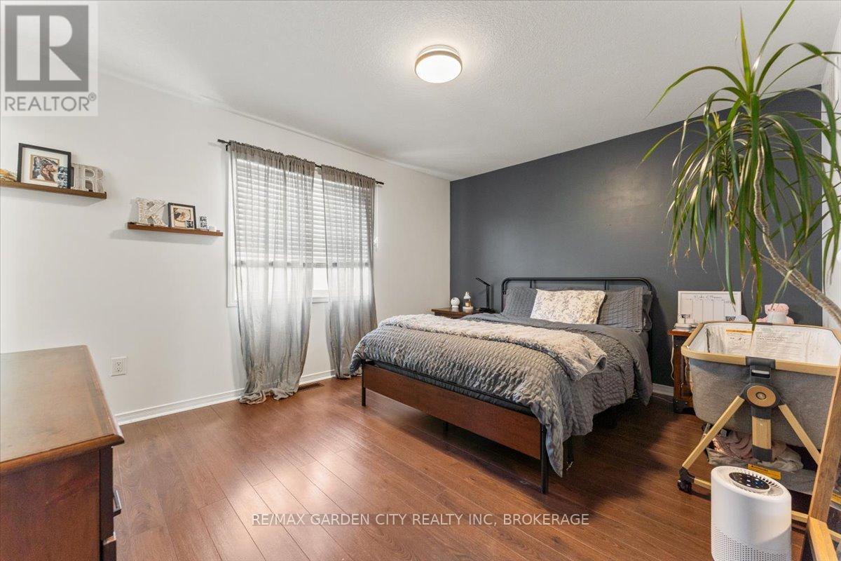 8648 Dogwood Crescent, Niagara Falls, Ontario  L2H 0K9 - Photo 20 - X12136170