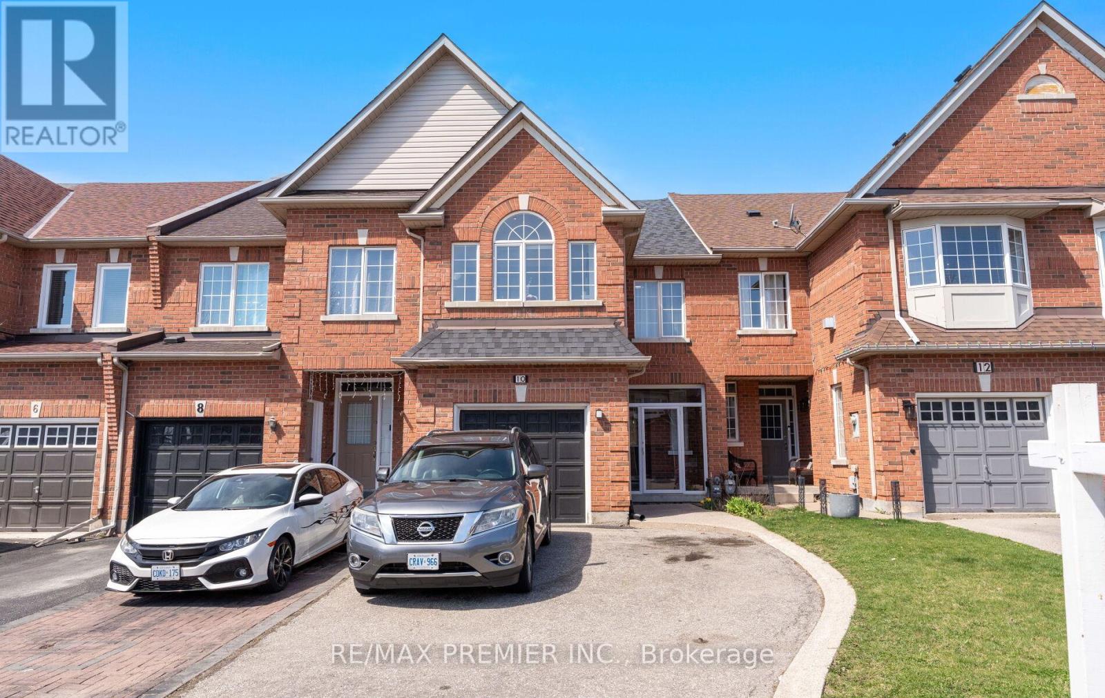 10 CORMEL STREET, Vaughan, Ontario