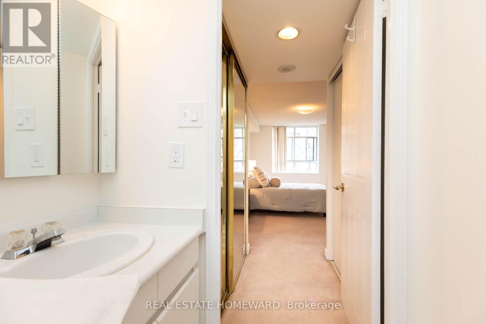 409 - 1093 Kingston Rd Avenue, Toronto, Ontario  M1N 4E2 - Photo 18 - E12135506