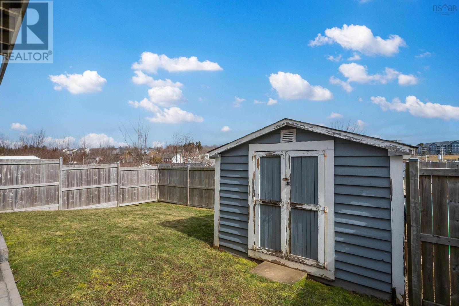 Property at 110 Westfield Crescent image 4