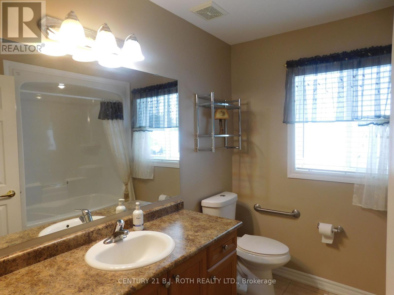 22 Trellis Lane, Innisfil, Ontario  L9S 1N3 - Photo 24 - N12030211