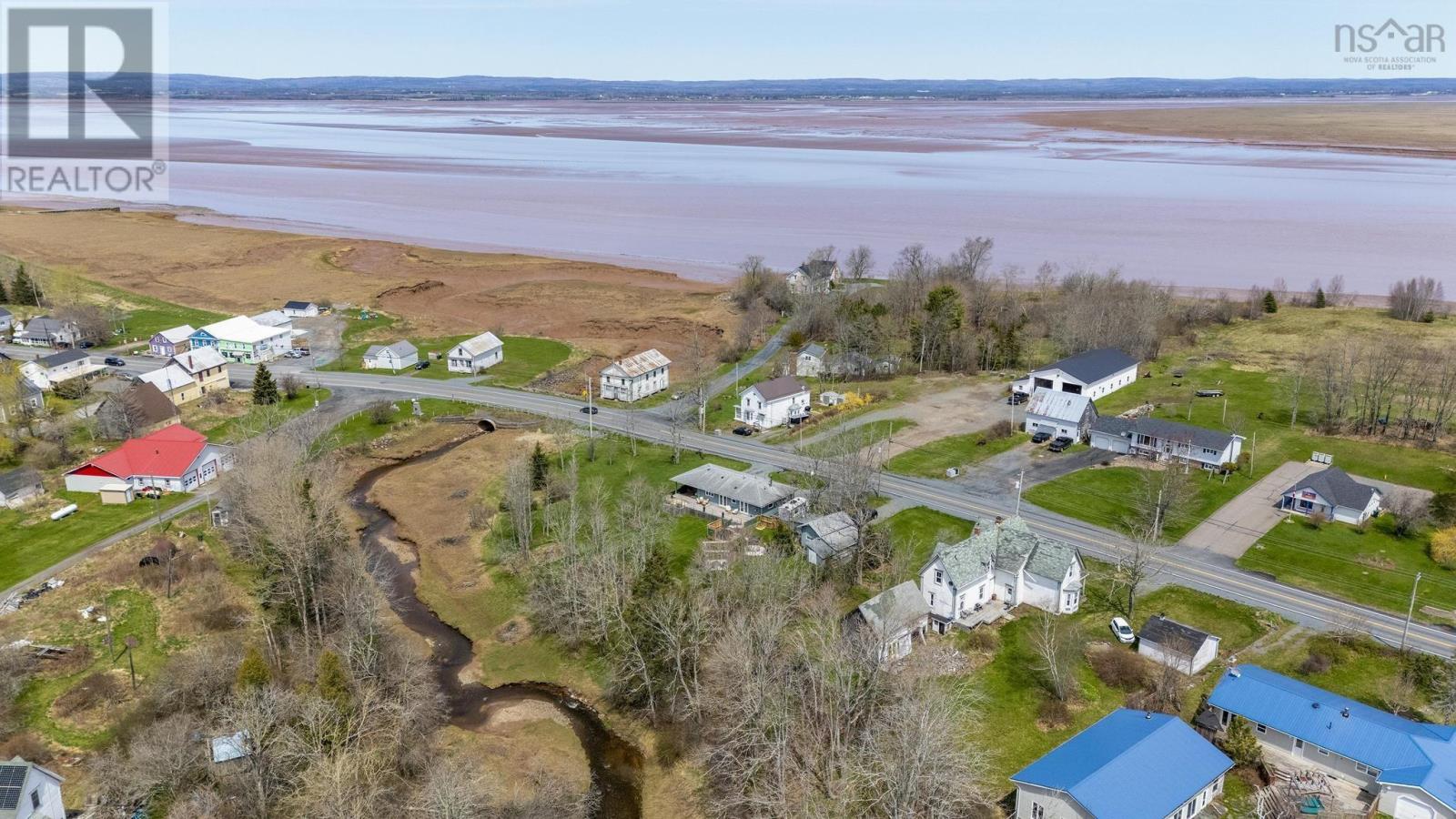 8822 Highway 215, Maitland, Nova Scotia  B0N 1T0 - Photo 17 - 202510370