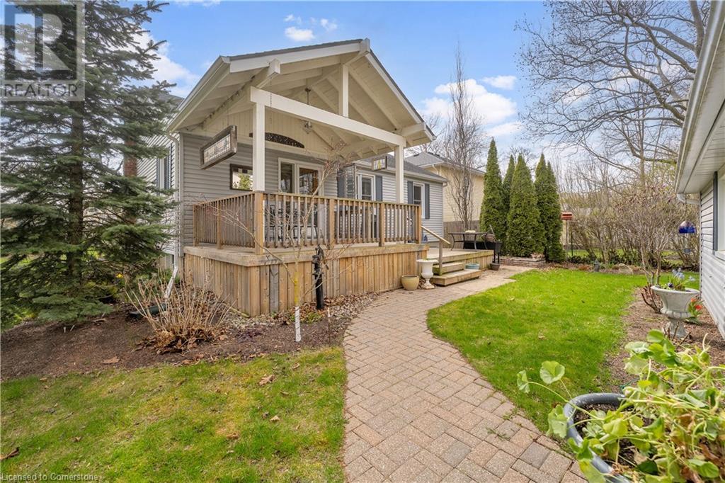 Property at 105 MARY Street image 4